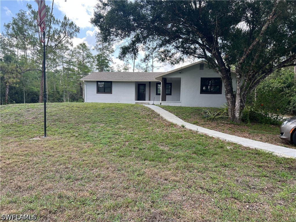 360 Desoto BLVD S Property Photo 1