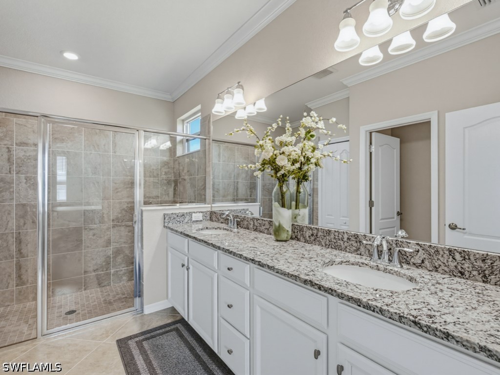 1482 Santiago Cir Property Photo 15