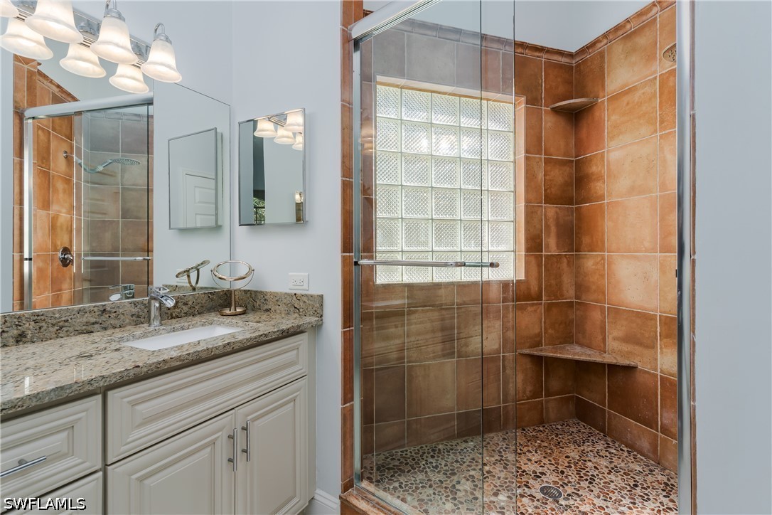 56 Silver Oaks Cir 202 Property Photo 21