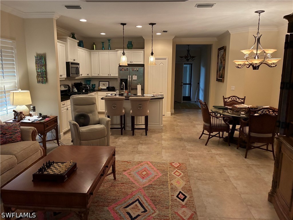 10069 Antori Dr Property Photo 2