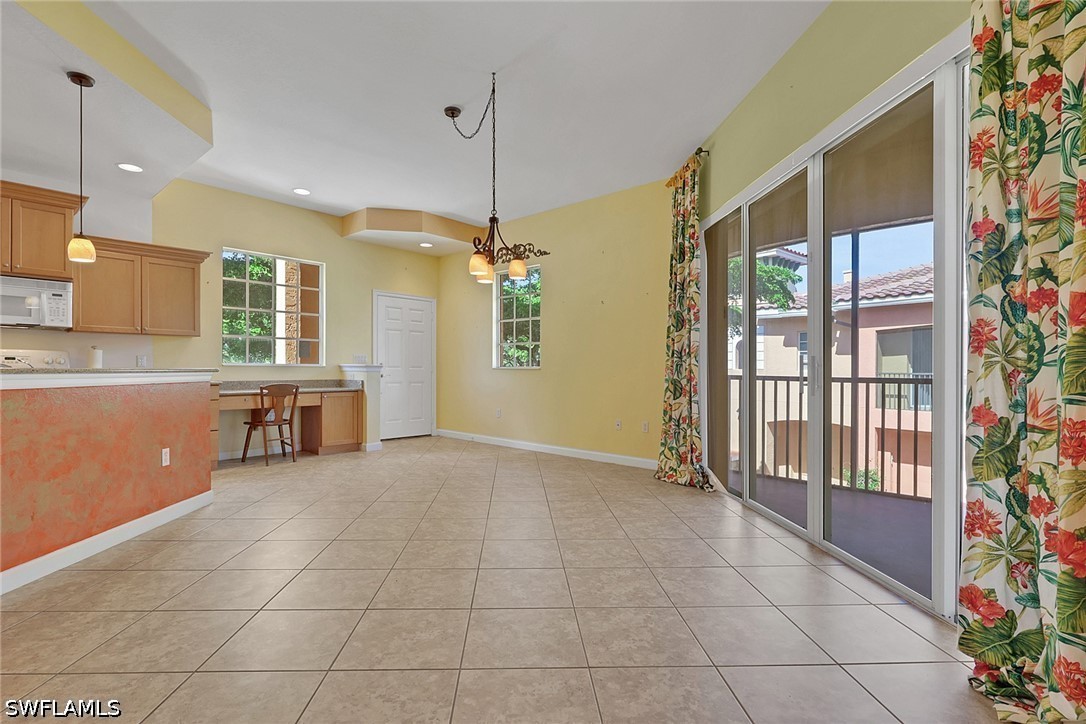 8524 Via Lungomare Cir 202 Property Photo 3
