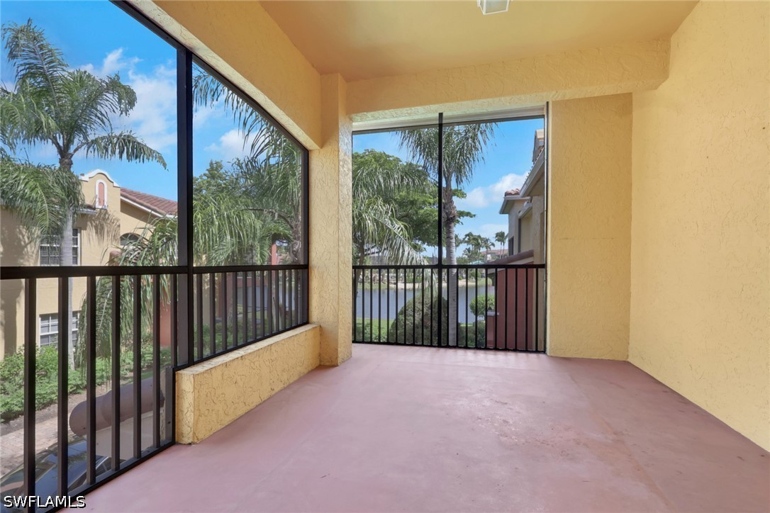 8524 Via Lungomare Cir 202 Property Photo 29