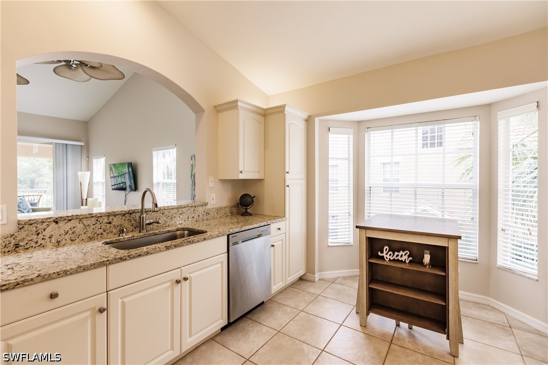 20101 Seagrove St 708 Property Photo 14