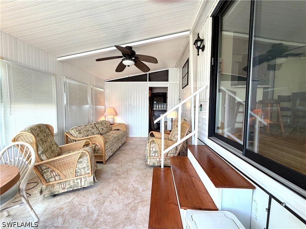 4571 Lafayette Ln E Property Photo 17