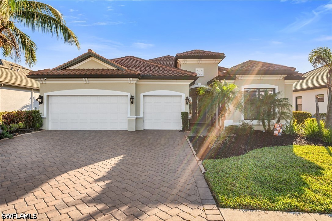 2324 Grenadines Way Property Photo 1