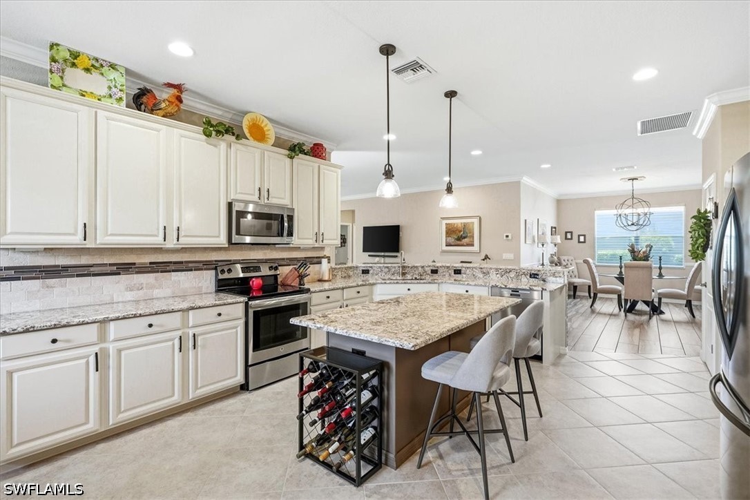 20503 Black Tree Ln Property Photo 9