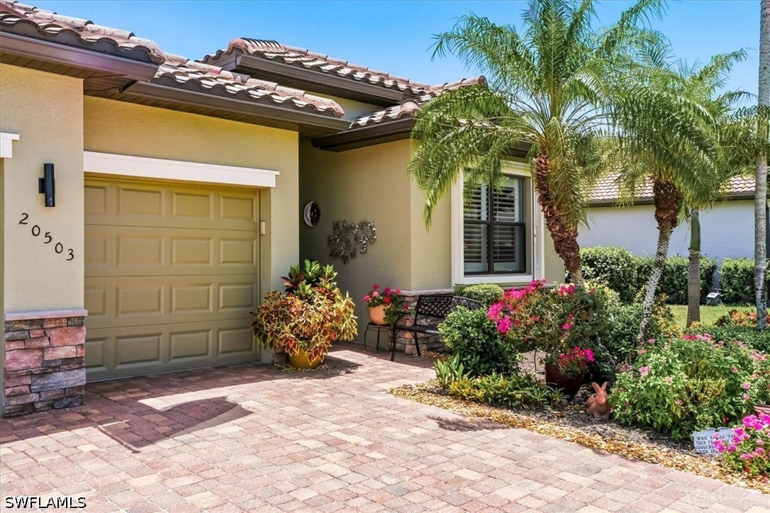20503 Black Tree Ln Property Photo 11