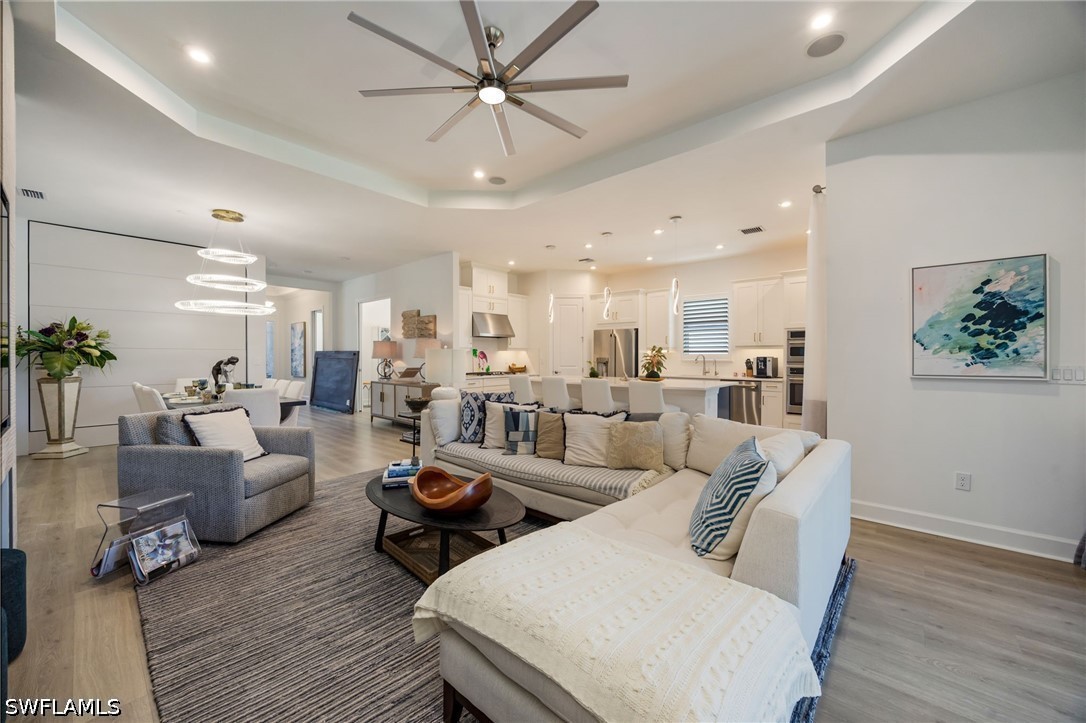 8143 Lucello Ter S Property Photo 4