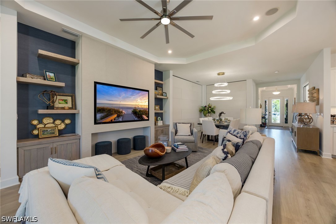 8143 Lucello Ter S Property Photo 5