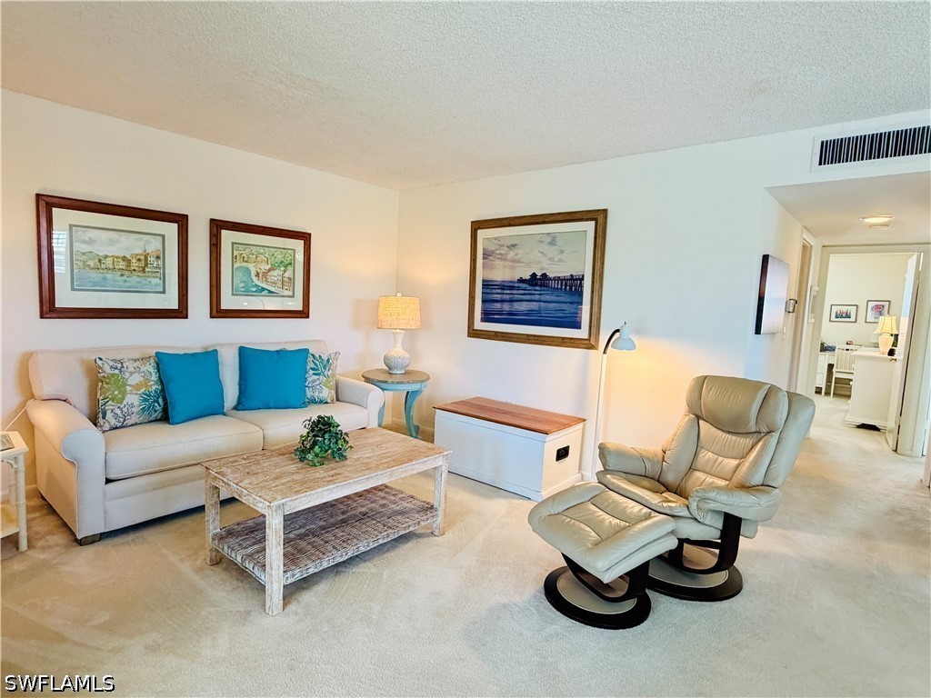 333 Harbour Dr 212 Property Photo 4