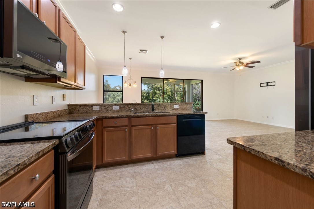 15346 Summit Place Cir 161 Property Photo 11