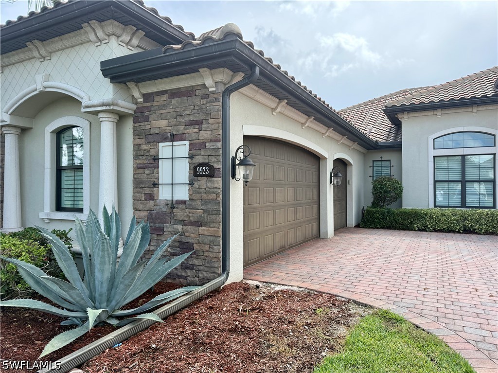 9923 Corso Bello DR Property Photo 1