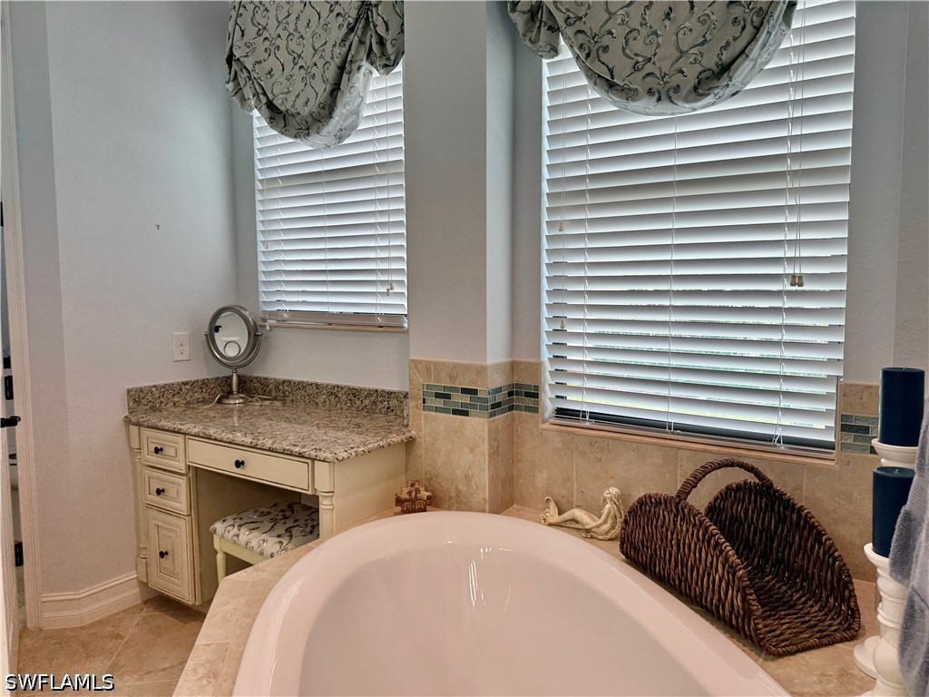 9923 Corso Bello Dr Property Photo 25