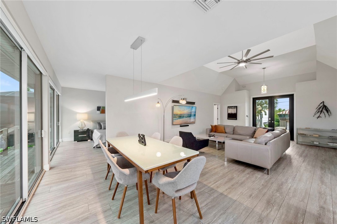 1282 Venetian Way Property Photo 13