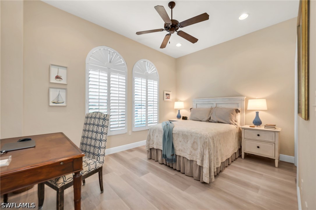 9303 Oak Strand Dr Property Photo 11