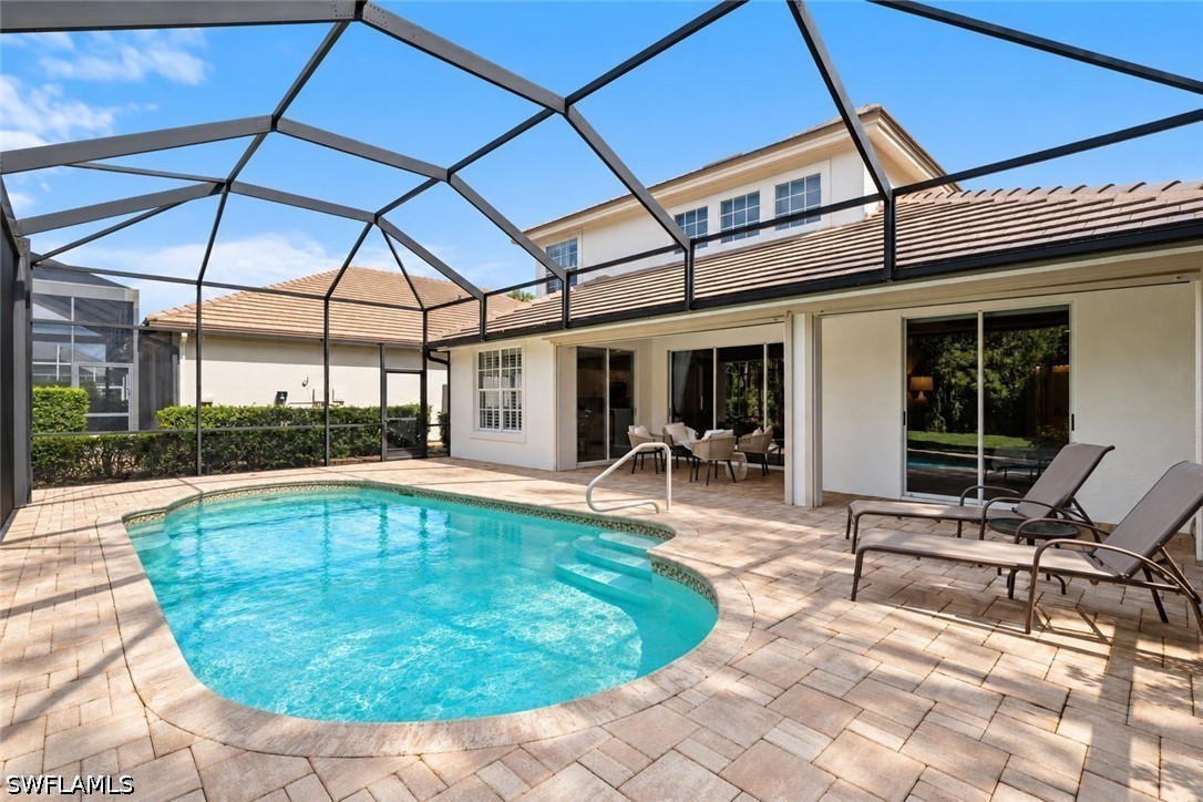9463 Oak Strand Dr Property Photo 15