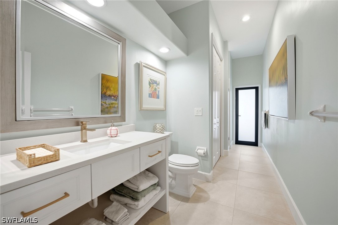 11569 Longshore Way E Property Photo 17