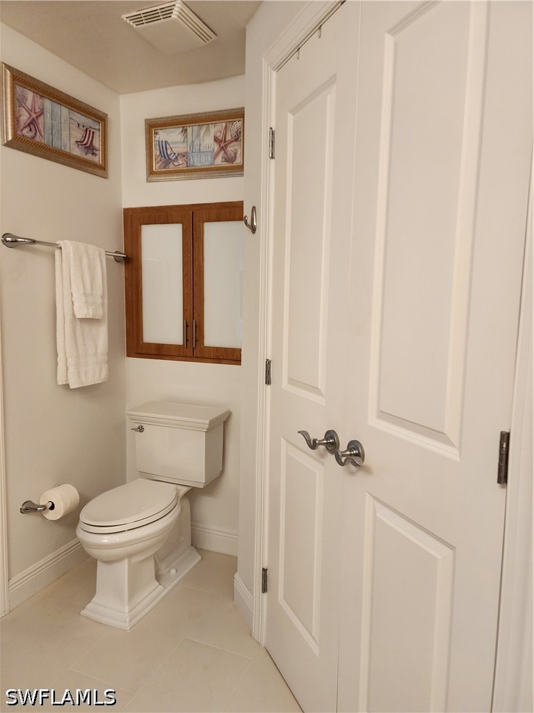 2825 Palm Beach Blvd Property Photo 13