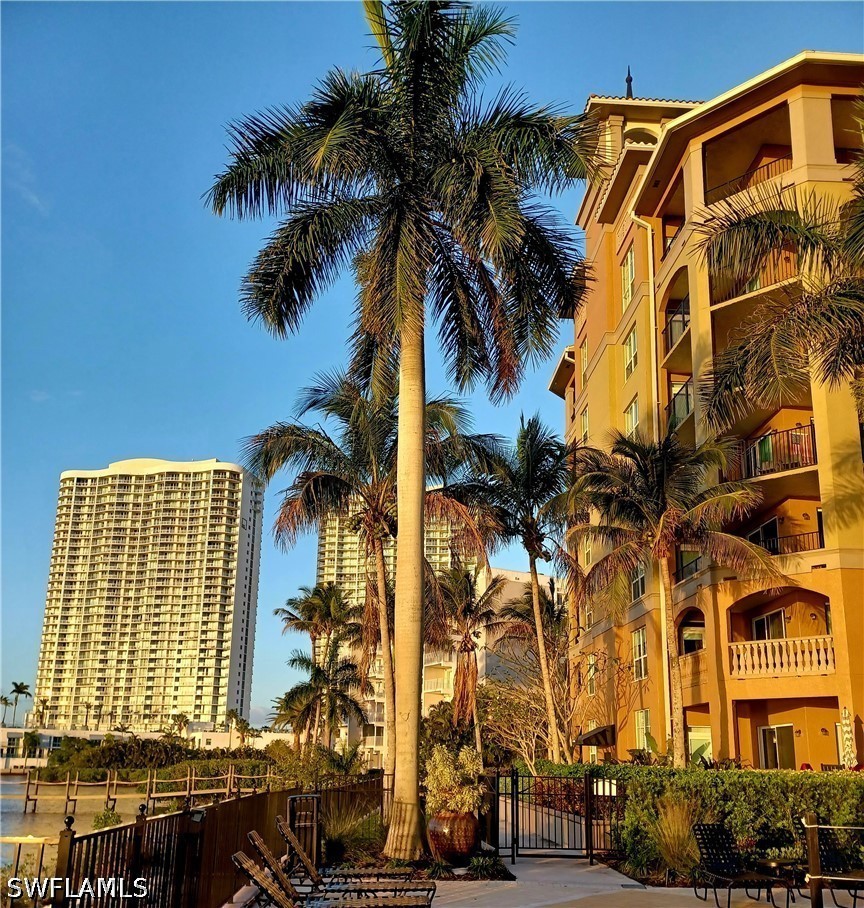 2825 Palm Beach Blvd Property Photo 20