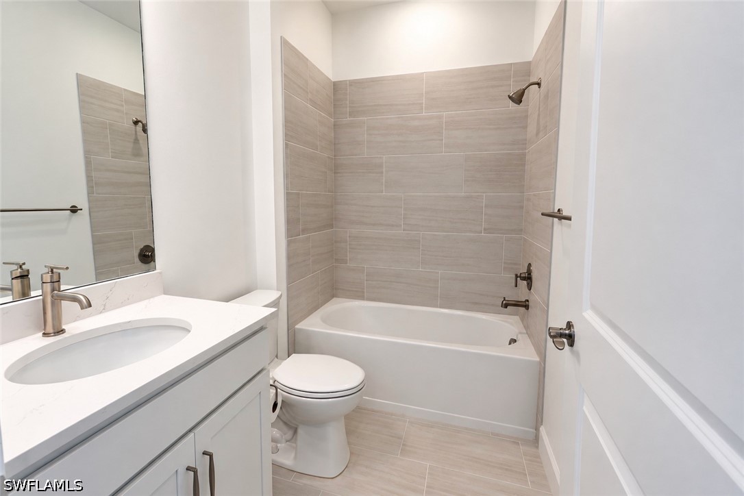 5596 Celebration Dr Property Photo 23