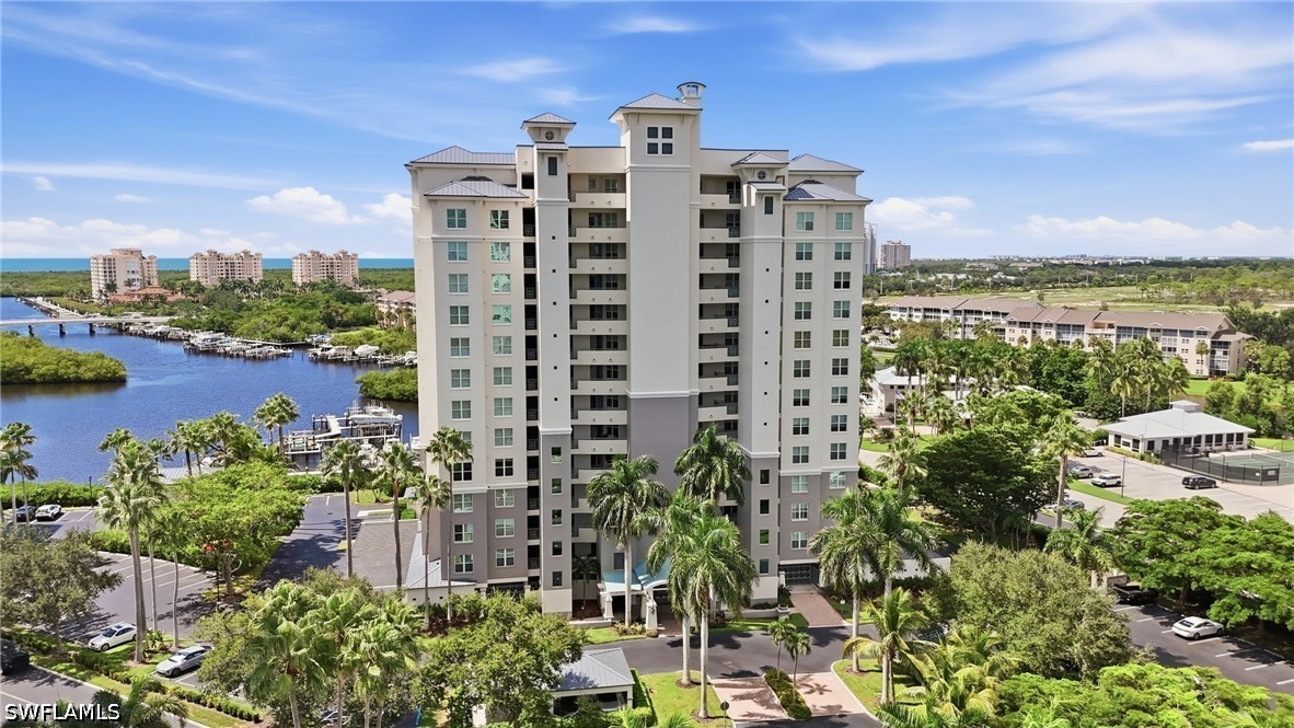430 Cove Tower Dr 501 Property Photo 1