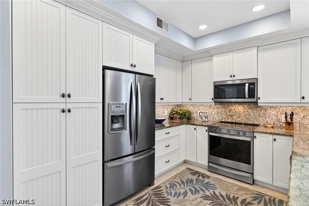 20930 Island Sound Cir 201 Property Photo 9