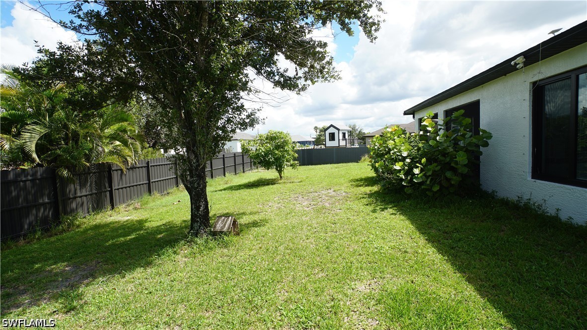 3039 Nw 6th Ct Property Photo 4