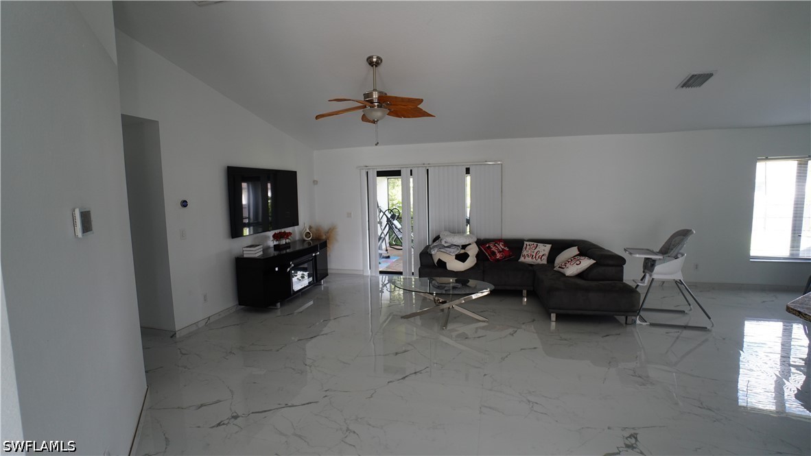 3039 Nw 6th Ct Property Photo 12