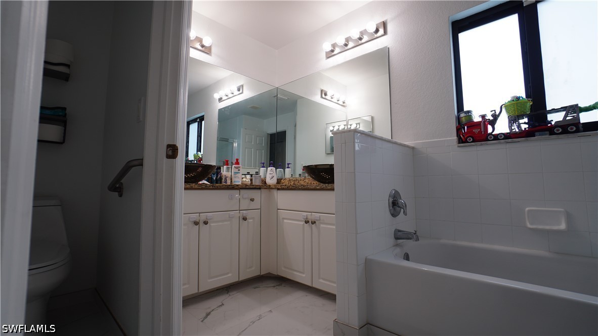 3039 Nw 6th Ct Property Photo 21