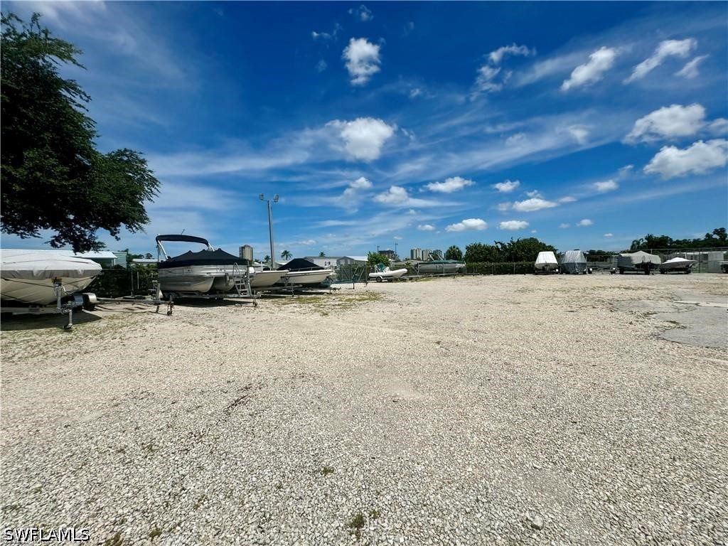 4696 Leilani Ln Property Photo 31