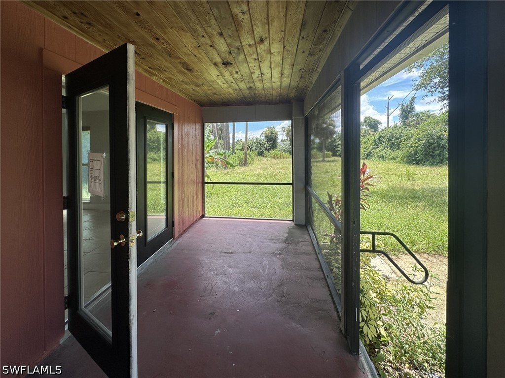 6049 Stratton Rd Property Photo 14