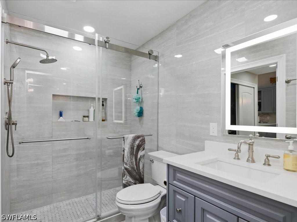 798 Wiggins Bay Dr Property Photo 24