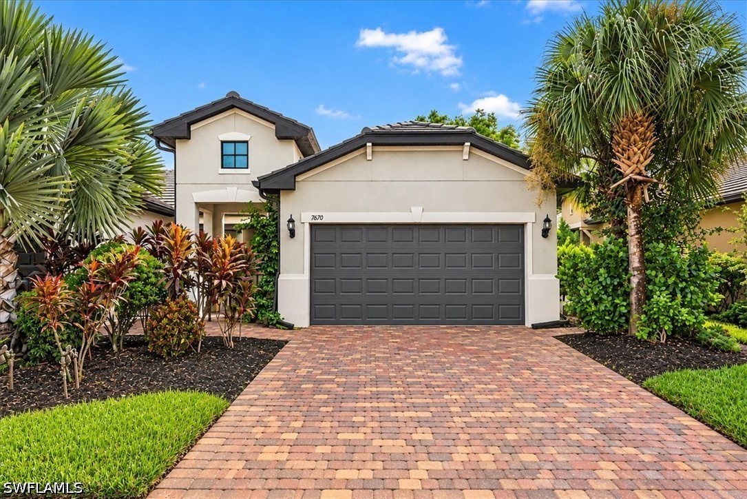7670 Jacaranda Ln Property Photo 1