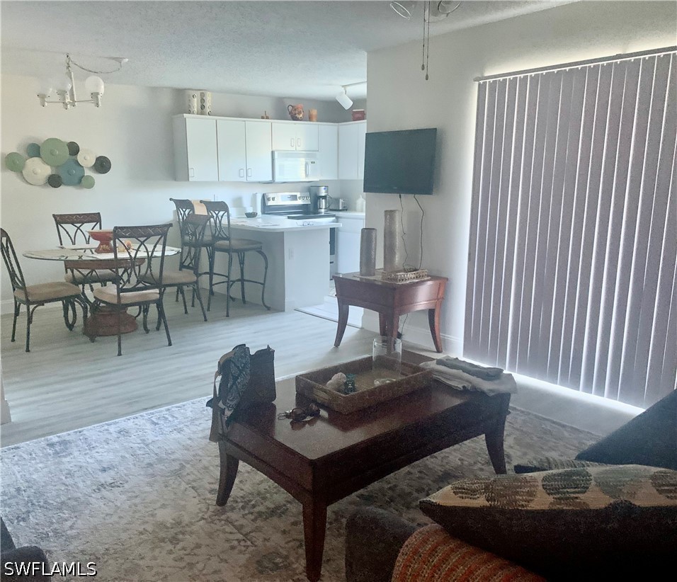 441 Quail Forest Blvd 204 Property Photo 10