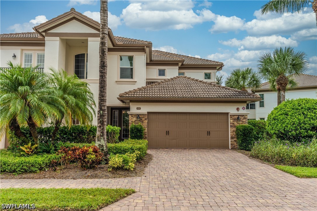 8070 Players Cove Dr 102 Property Photo 1