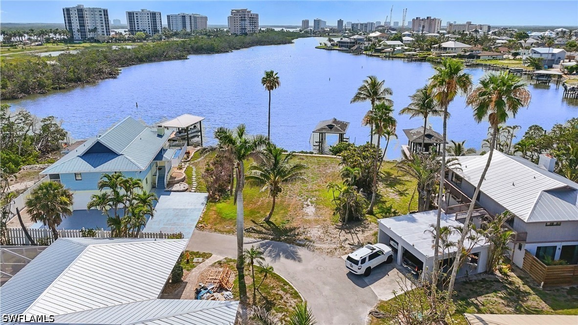 22491 Buccaneer Lagoon St Property Photo 9