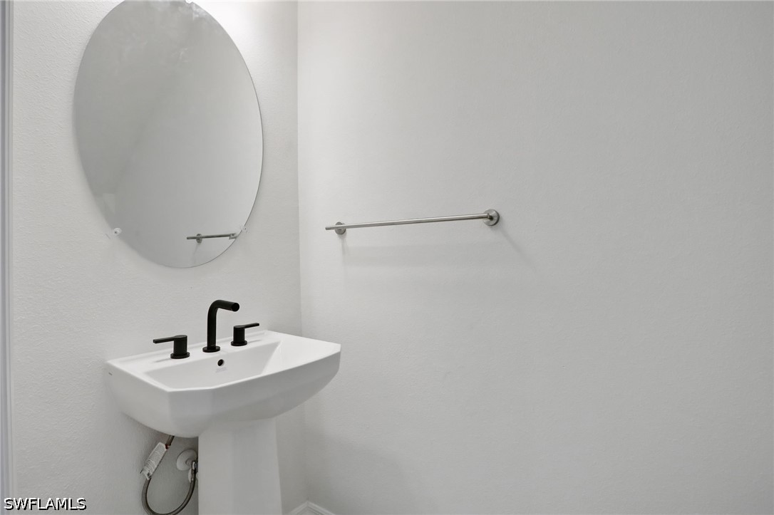 17048 Cottontail Cir Property Photo 5
