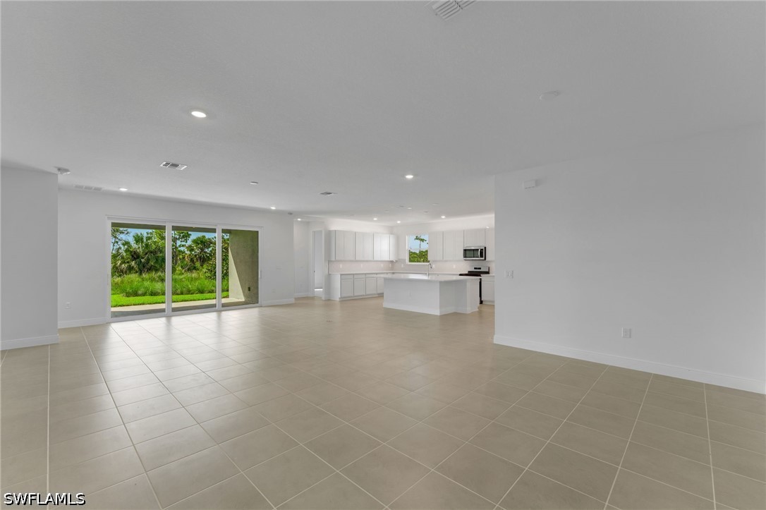 17013 Great Heron Ln Property Photo 16