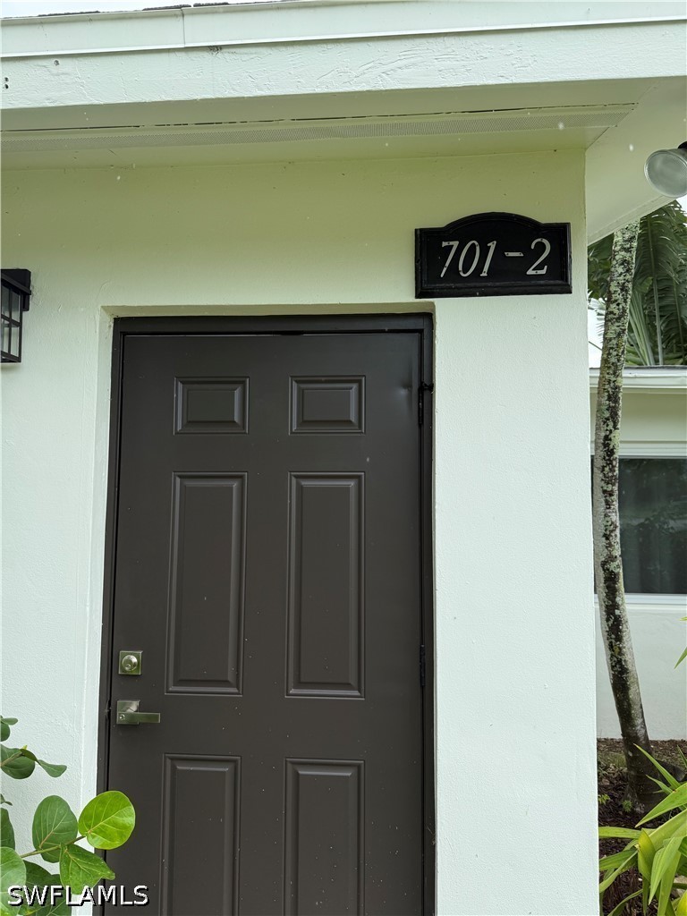 701 107th Ave N Unit 2 Property Photo 3