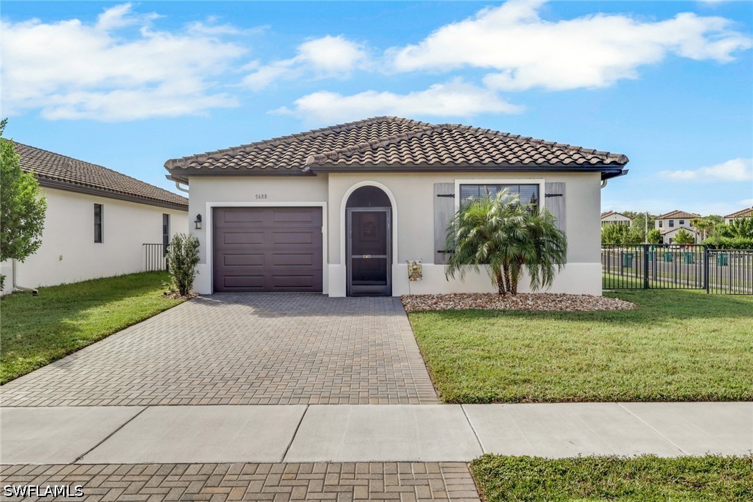 5688 Cerva LN Property Photo 1