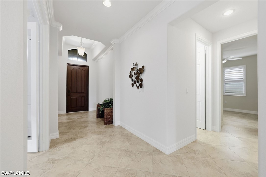 2946 Aviamar Cir Property Photo 4