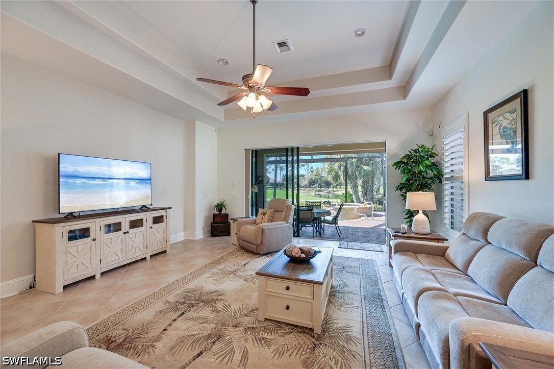 7587 Moorgate Point Way Property Photo 4