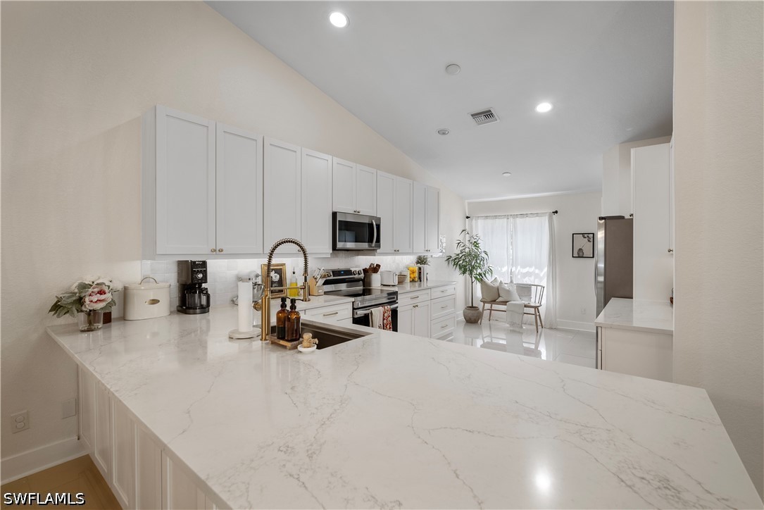 8163 Ibis Cove Cir Property Photo 1