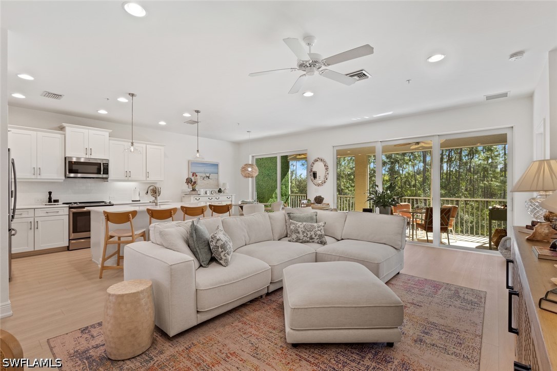 6973 Avalon Cir 1406 Property Photo 6