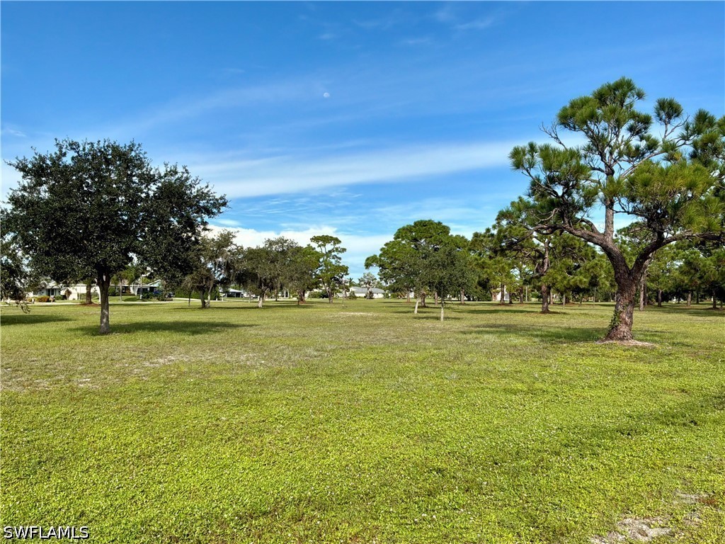 4996 Royal Palm Dr Property Photo 15