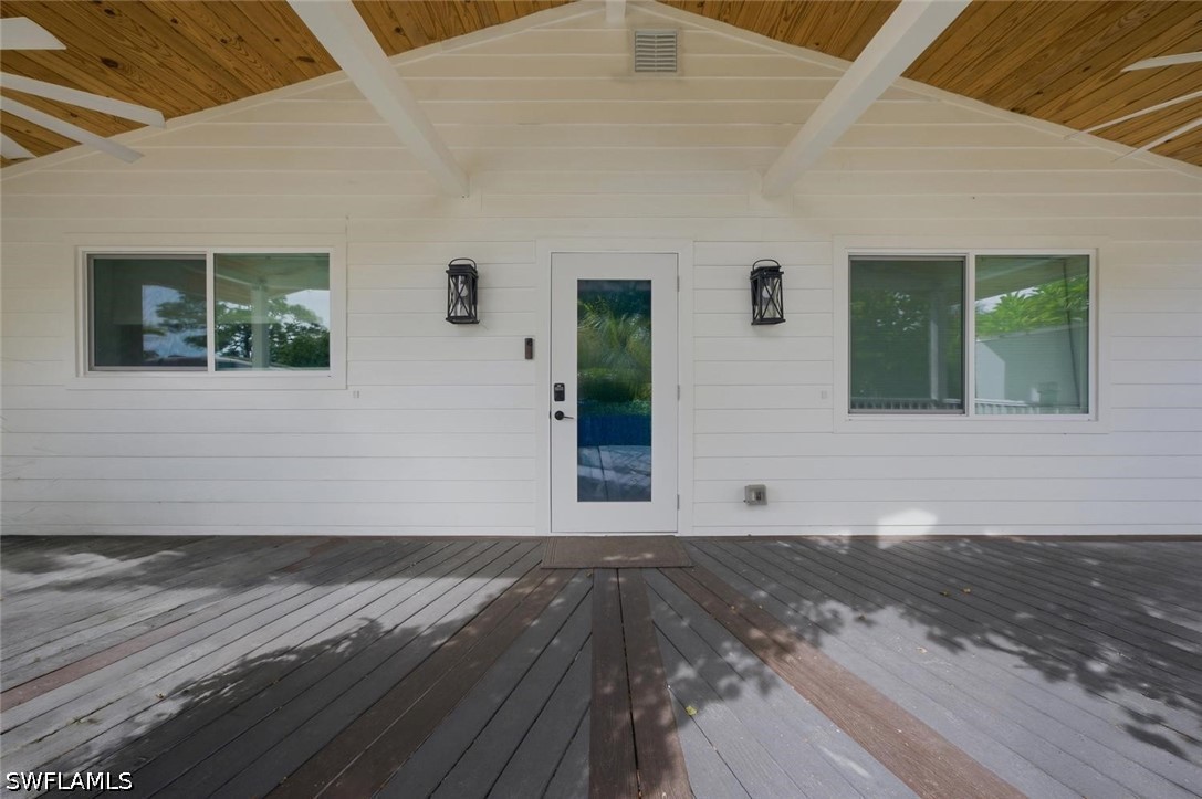 3512 Okeechobee St Property Photo 9