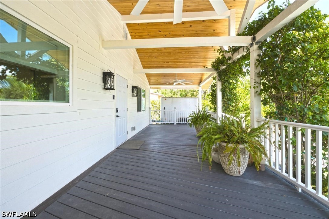3512 Okeechobee St Property Photo 10