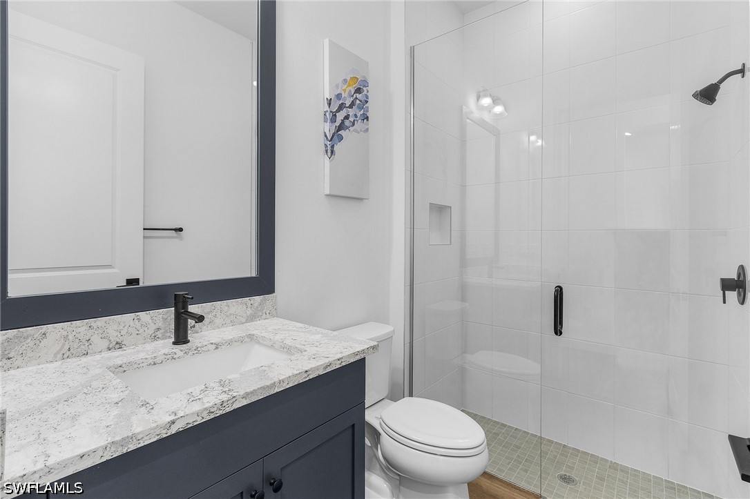 7034 Saona Ct Property Photo 20