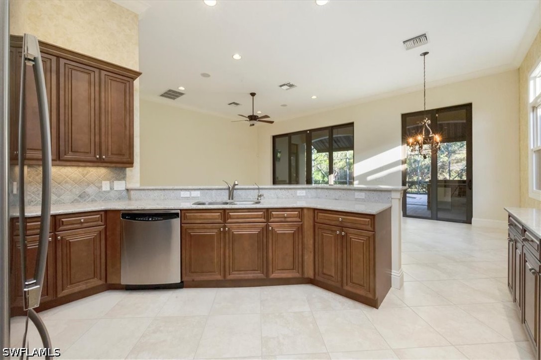 16834 Cabreo Dr Property Photo 22