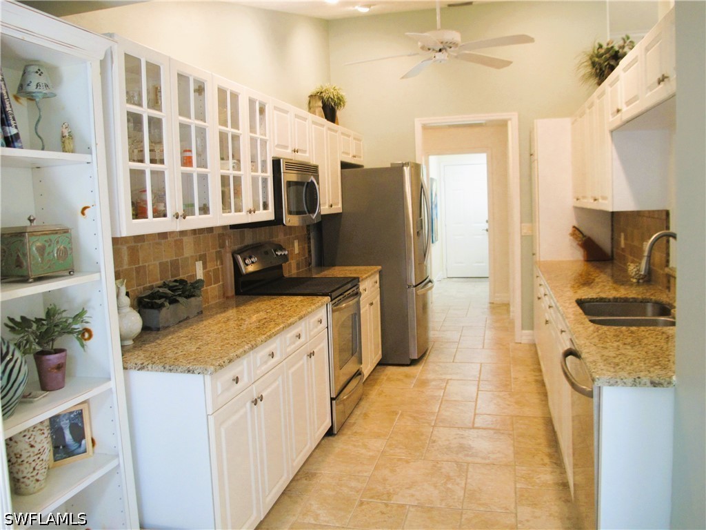 3870 Midshore Dr Property Photo 7